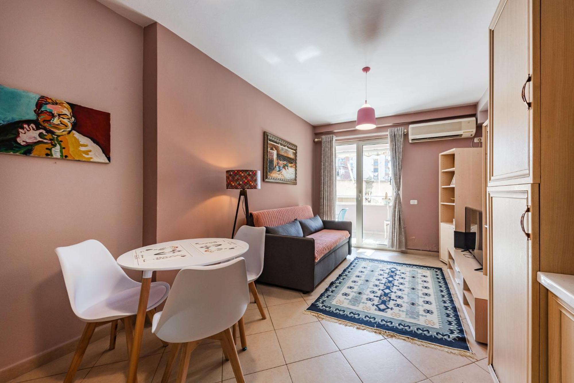 Sisi'S Apartments-Tirana City Center Bagian luar foto