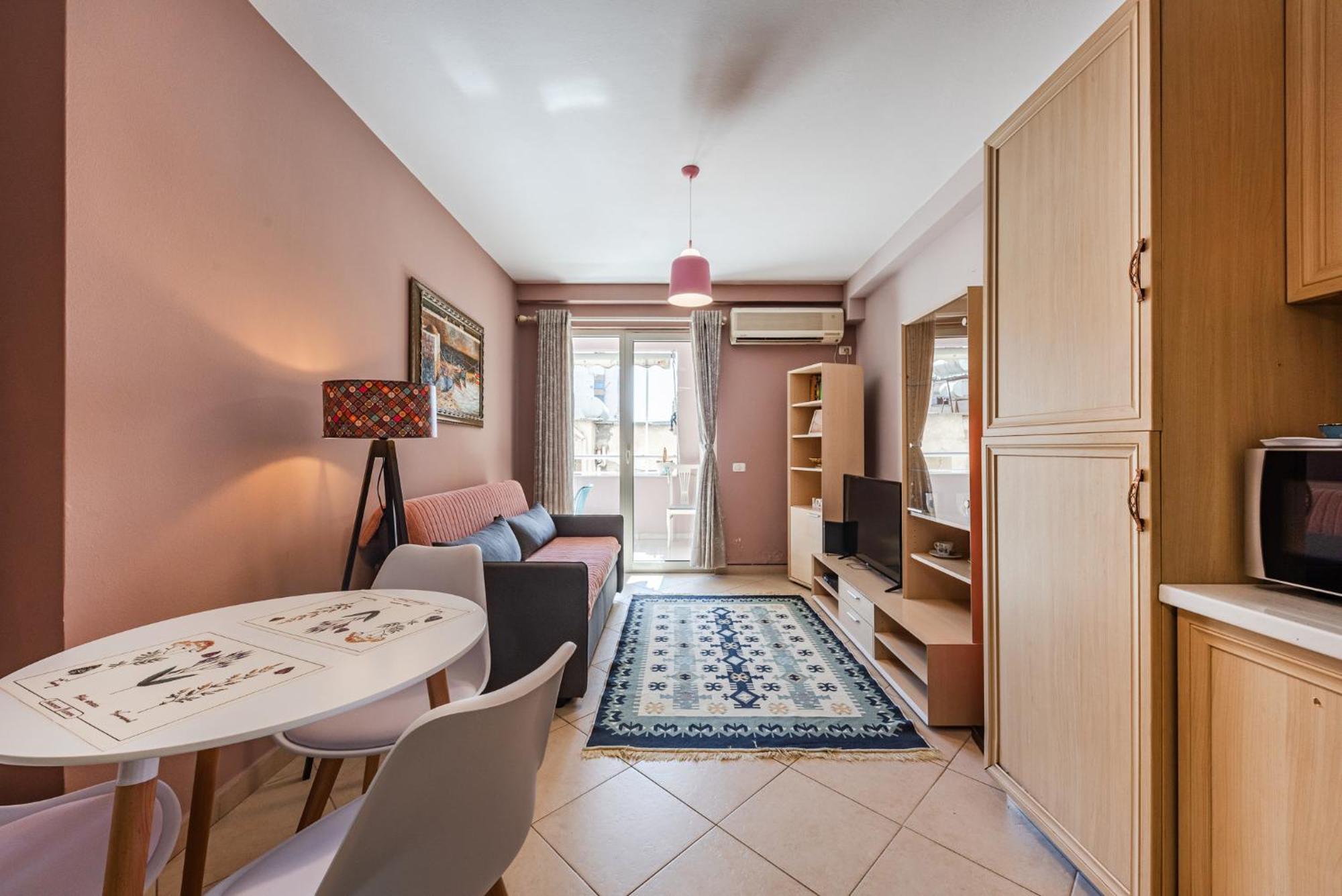 Sisi'S Apartments-Tirana City Center Bagian luar foto